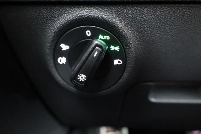 Skoda Karoq Sportline 1.5 TSI Sportline, AHK, Matrix, Kamera, 5 J.-Garantie 