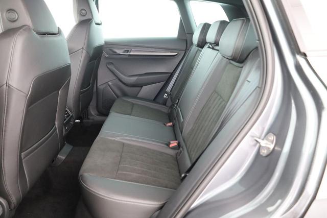 Skoda Karoq Sportline 4x4 2.0 TDI DSG Sportline, Matrix, Teilleder, Navi, Side, 5-J. Garantie 
