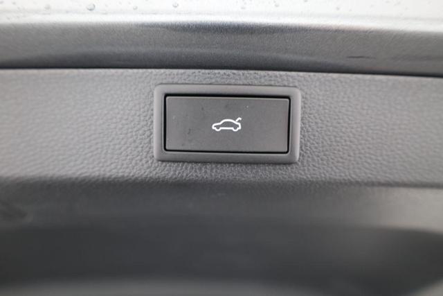 Skoda Karoq Sportline 4x4 2.0 TDI DSG Sportline, Matrix, Teilleder, Navi, Side, 5-J. Garantie 