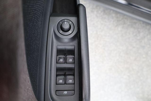 Skoda Enyaq 60 Lodge Lodge, Matrix, Navi, Side, Wärmepumpe, Kamera, Winter, el. Klappe 
