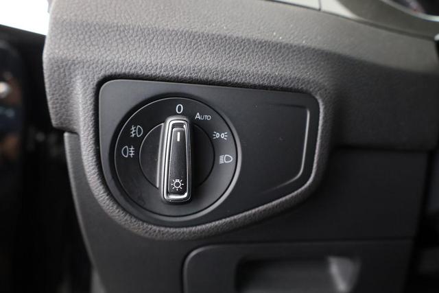 Volkswagen Golf Sportsvan IQ.DRIVE 1.5 TSI IQ.DRIVE, AHK, Navi, Parklenkassist 