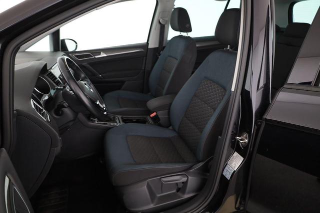Volkswagen Golf Sportsvan IQ.DRIVE 1.5 TSI IQ.DRIVE, AHK, Navi, Parklenkassist 