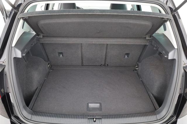 Volkswagen Golf Sportsvan IQ.DRIVE 1.5 TSI IQ.DRIVE, AHK, Navi, Parklenkassist 