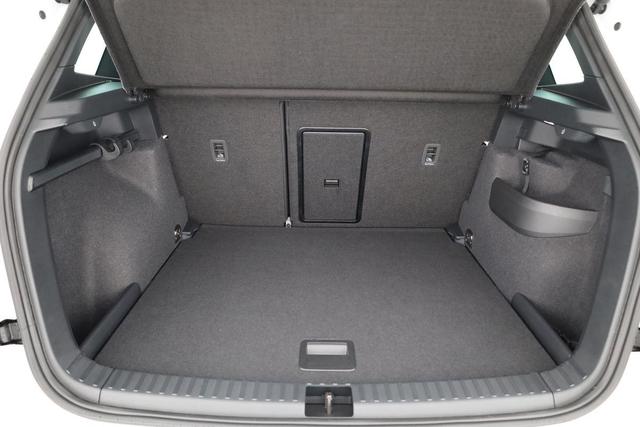 Skoda Karoq Sportline 2.0 TDI DSG Sportline, AHK, Matrix, Kamera, 5 J.-Garantie 