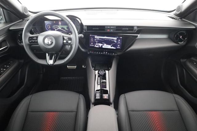 Alfa Romeo Junior Ibrida 1.2 VGT 48V-Hybrid (100kW) Speciale Speciale, 18-Zoll, Kamera, el. Klappe, Sitzheizung 