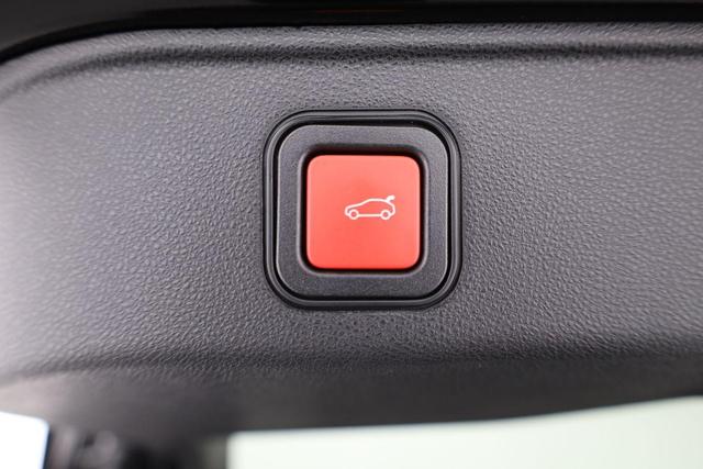 Alfa Romeo Junior Ibrida 1.2 VGT 48V-Hybrid (100kW) Speciale Speciale, 18-Zoll, Kamera, el. Klappe, Sitzheizung 