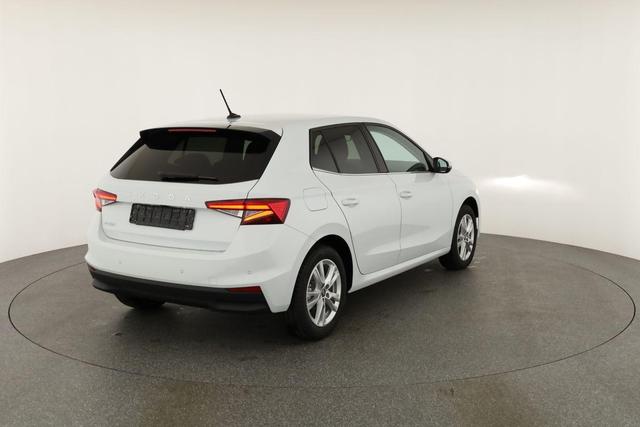 Skoda Fabia Selection 1.0 TSI 130 Jahre, Kamera, Side, Winter, 5-J Garantie, Ladeboden 