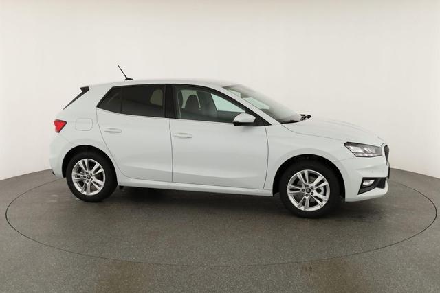 Skoda Fabia Selection 1.0 TSI 130 Jahre, Kamera, Side, Winter, 5-J Garantie, Ladeboden 
