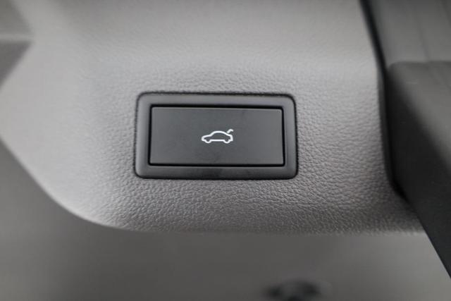Volkswagen T7 Multivan eHybrid 4M Business, AHK, IQ.Light, easyOpen, Navi, 5-J Garantie 