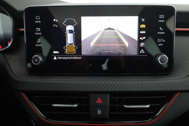 Skoda Kamiq Monte Carlo 1.5 TSI DSG, Matrix, AHK, Pano, Kamera, Winter 