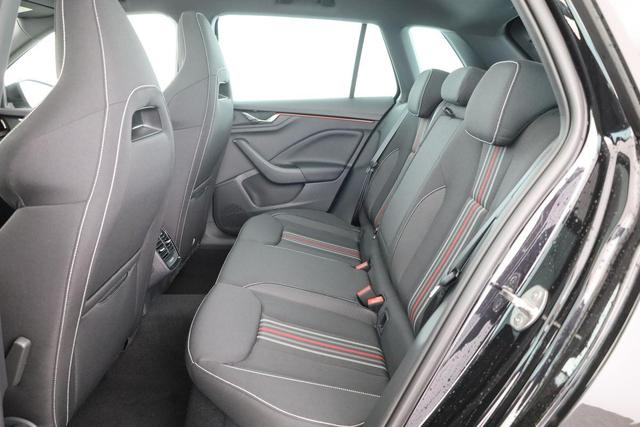 Skoda Kamiq Monte Carlo 1.5 TSI DSG, Matrix, AHK, Pano, Kamera, Winter 