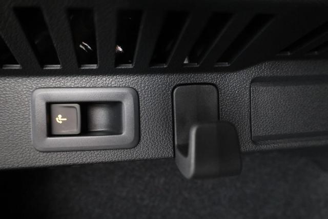 Skoda Kamiq Monte Carlo 1.5 TSI DSG, Matrix, AHK, Pano, Kamera, Winter 