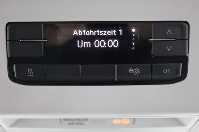 Volkswagen Multivan 6.1 Generation Six 4MOTION T6.1 TDI DSG 4M Six, AHK, Navi, Kamera, 19-Zoll 