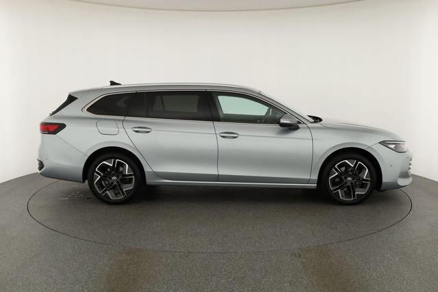 Volkswagen Passat Variant 1.5 eTSI 110 kW Business DSG Business, AHK, Navi, Side, Kamera 