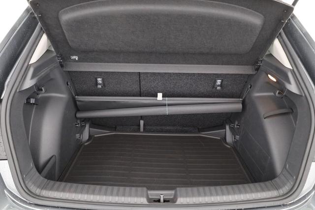 Skoda Fabia Selection 1.0 MPI 130 Jahre, LED, Kamera, 5-J. Garantie 