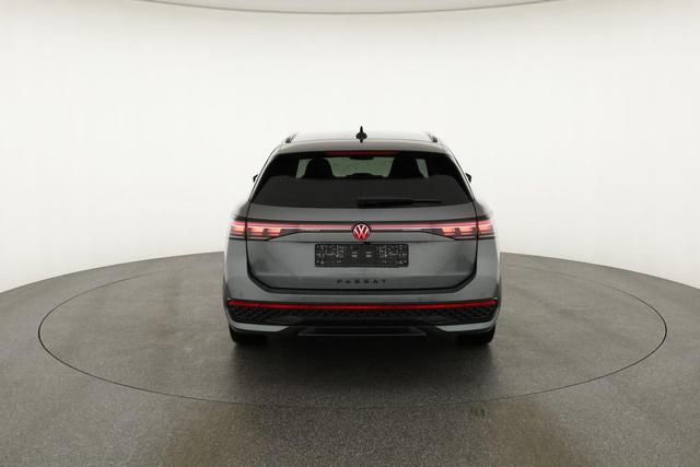 Volkswagen Passat Variant 2.0 TDI 142 kW 4Motion R-Line DSG 4M Black, AHK, HUD, Side 