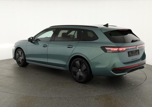 Volkswagen Passat Variant 2.0 TDI 142 kW 4Motion R-Line DSG 4M Black, AHK, HUD, Side 