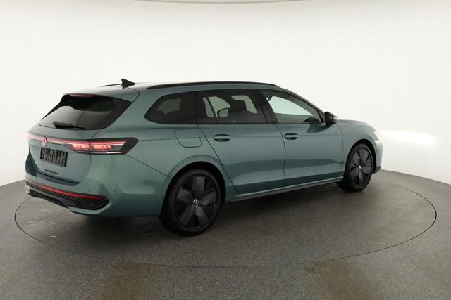 Volkswagen Passat Variant 2.0 TDI 142 kW 4Motion R-Line DSG 4M Black, AHK, HUD, Side 