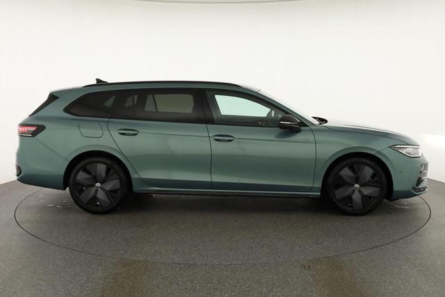 Volkswagen Passat Variant 2.0 TDI 142 kW 4Motion R-Line DSG 4M Black, AHK, HUD, Side 
