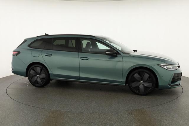 Volkswagen Passat Variant 2.0 TDI 142 kW 4Motion R-Line DSG 4M Black, AHK, HUD, Side 