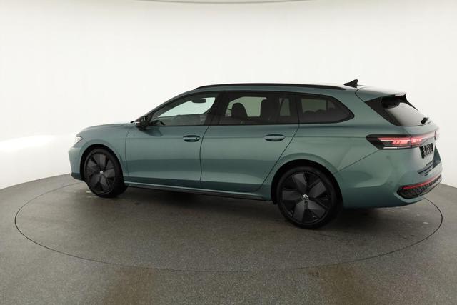 Volkswagen Passat Variant 2.0 TDI 142 kW 4Motion R-Line DSG 4M Black, AHK, HUD, Side 