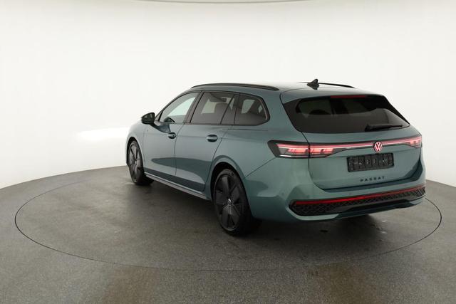 Volkswagen Passat Variant 2.0 TDI 142 kW 4Motion R-Line DSG 4M Black, AHK, HUD, Side 