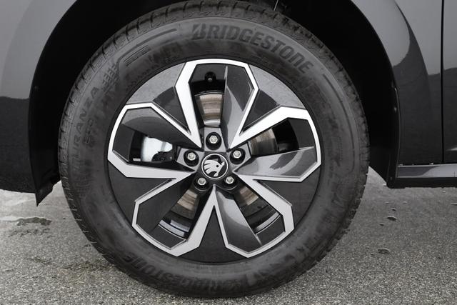 Skoda Kamiq 1.0 TSI 130 Jahre, Kamera, Winter, 16-Zoll, sofort 