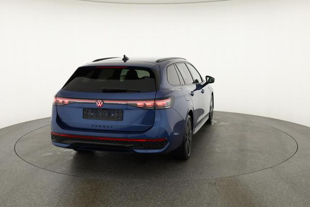 Volkswagen Passat Variant 2.0 TDI 142 kW 4Motion R-Line DSG 4M Black, AHK, HUD, Side 