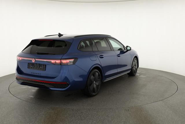 Volkswagen Passat Variant 2.0 TDI 142 kW 4Motion R-Line DSG 4M Black, AHK, HUD, Side 