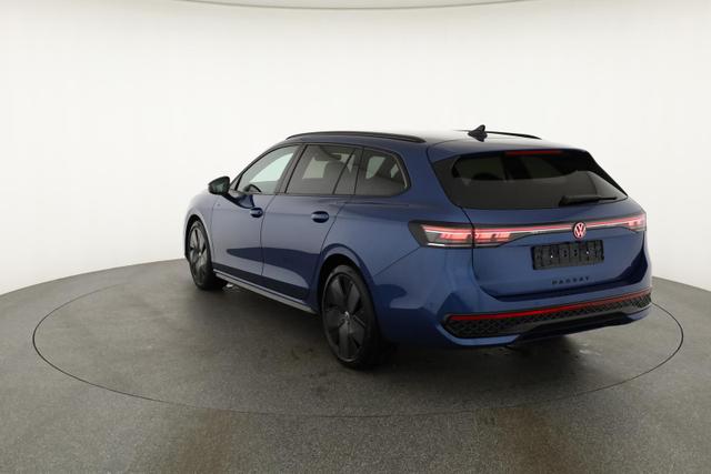 Volkswagen Passat Variant 2.0 TDI 142 kW 4Motion R-Line DSG 4M Black, AHK, HUD, Side 