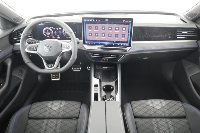Volkswagen Passat Variant 2.0 TDI 142 kW 4Motion R-Line DSG 4M Black, AHK, HUD, Side 