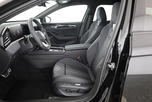 Volkswagen Passat Variant 2.0 TDI 142 kW 4Motion R-Line DSG 4M Black, AHK, HUD, Side 