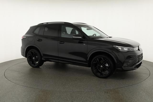 Volkswagen Tiguan 1.5 TSI eHybrid 200 kW R-Line Black, Pano, 20-Zoll, AHK, AreaView, 5-J Garantie 