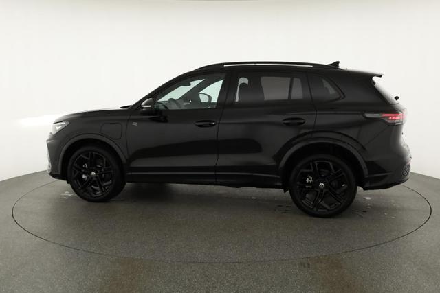Volkswagen Tiguan 1.5 TSI eHybrid 200 kW R-Line Black, Pano, 20-Zoll, AHK, AreaView, 5-J Garantie 