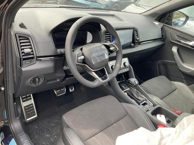 Skoda Karoq - Sportline 2.0 TDI DSG Sportline, Pano, AHK, Matrix, Teilleder, 5 J.-Garantie