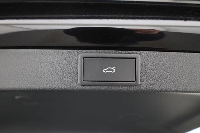 Skoda Octavia Combi 2.0 TDI 110 kW Sportline DSG Sportline, AHK, el. Klappe, 18-Zoll, Navi 