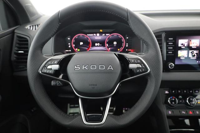 Skoda Karoq Sportline 4x4 2.0 TSI DSG Sportline, Pano, AHK, Navi, Teilleder, Side, 5 J.-Garantie 