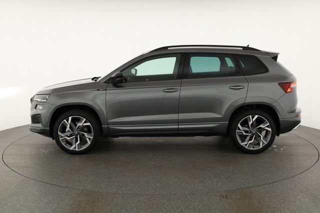 Skoda Karoq Sportline 4x4 2.0 TSI DSG Sportline, Pano, AHK, Navi, Teilleder, Side, 5 J.-Garantie 