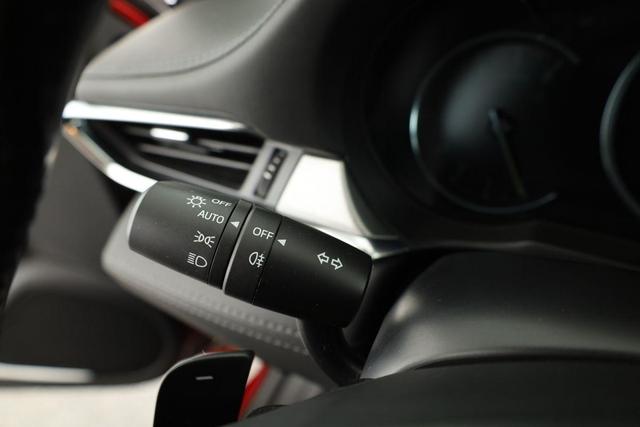 Mazda Mazda6 Kombi Sports-Line 6 2.5 Skyactiv G Sports Line, LED, Navi, Bose, AreaView 