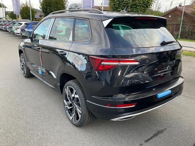 Skoda Karoq Sportline 1.5 TSI DSG Sportline, AHK, Pano, Matrix, Navi, Side, 5-J. Garantie 