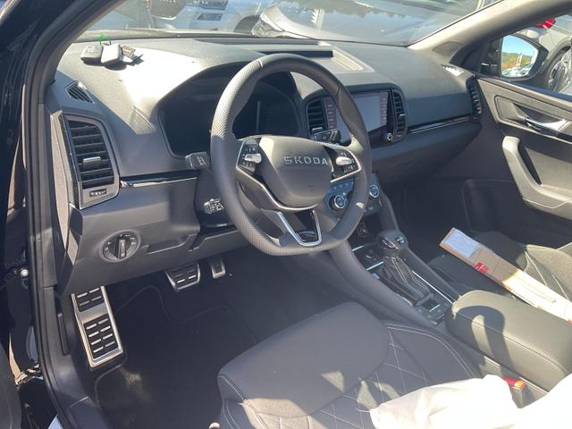 Skoda Karoq - Sportline 4x4 2.0 TDI DSG Sportline, AHK, Matrix, Navi, 5-J. Garantie