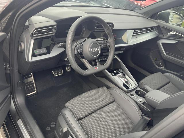 Audi A3 Sportback - 35 TFSI S-Tronic S-LINE, Pano, Teilleder, Kamera, ACC, Sitzheizung, 4-J Garantie