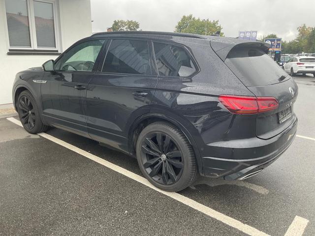 Volkswagen Touareg R-Line 4Motion 3.0 V6 TDI 4M Black, AHK, Pano, IQ.Light, Luft, 21-Zoll 