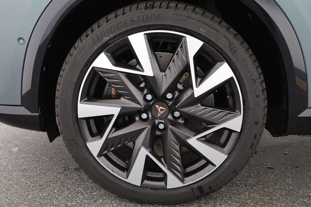 Cupra Formentor VZ 2.0 TSI 245 kW 4Drive DSG 4Drive, Navi, AreaView, 19-Zoll 