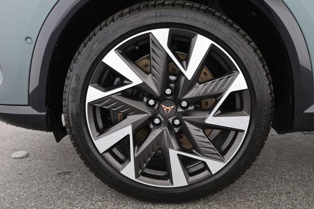 Cupra Formentor VZ 2.0 TSI 245 kW 4Drive DSG 4Drive, AHK, Navi, AreaView, 19-Zoll 
