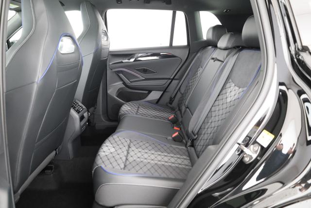Volkswagen Tiguan 1.5 TSI eHybrid 200 kW R-Line Black, Pano, 20-Zoll, AHK, AreaView, 5-J Garantie 