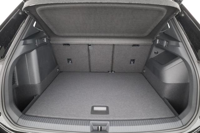 Volkswagen Tiguan 1.5 TSI eHybrid 200 kW R-Line Black, Pano, 20-Zoll, AHK, AreaView, 5-J Garantie 