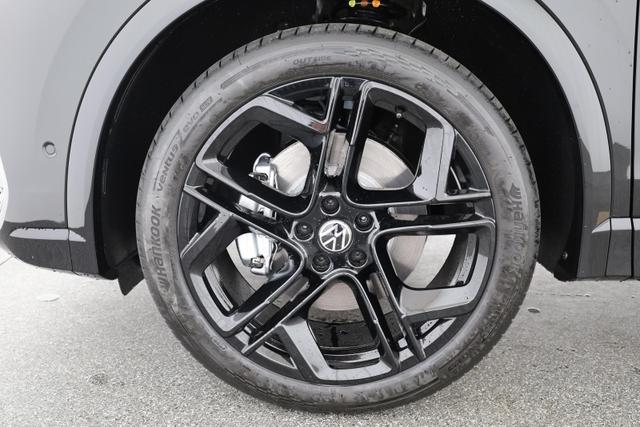 Volkswagen Tiguan 1.5 TSI eHybrid 200 kW R-Line Black, Pano, 20-Zoll, AHK, AreaView, 5-J Garantie 
