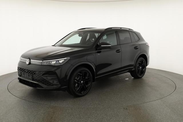 Volkswagen Tiguan 1.5 TSI eHybrid 200 kW R-Line Black, Pano, 20-Zoll, AHK, AreaView, 5-J Garantie 
