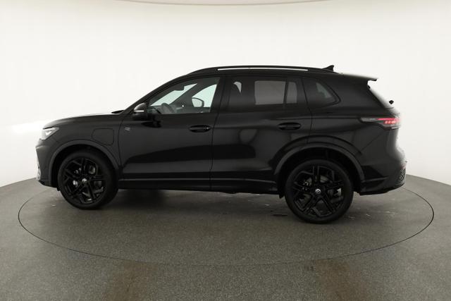 Volkswagen Tiguan 1.5 TSI eHybrid 200 kW R-Line Black, Pano, 20-Zoll, AHK, AreaView, 5-J Garantie 
